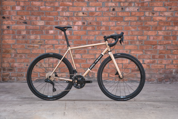 Pevele Corsa Steel